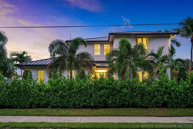 Building Photo - 217 Gulfstream Blvd