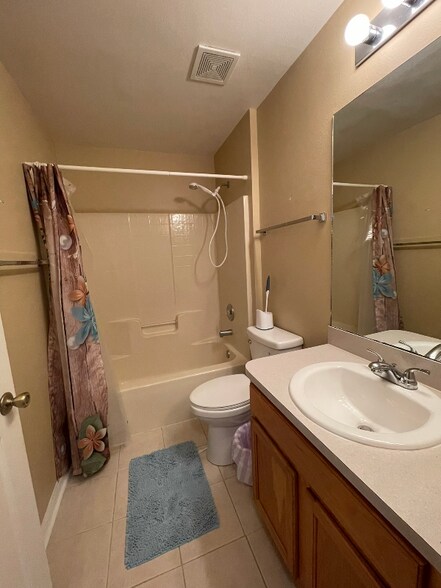 Building Photo - 4321 Swanna Dr