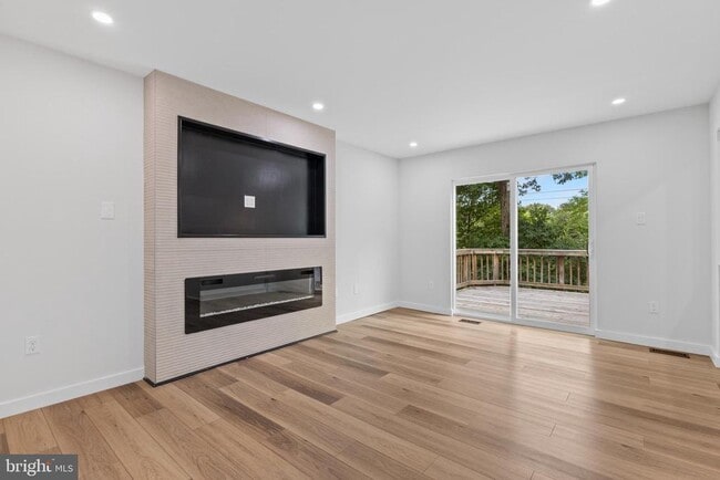 Building Photo - 6139 Franconia Station Ln