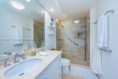 Building Photo - 609 Ocean Dr