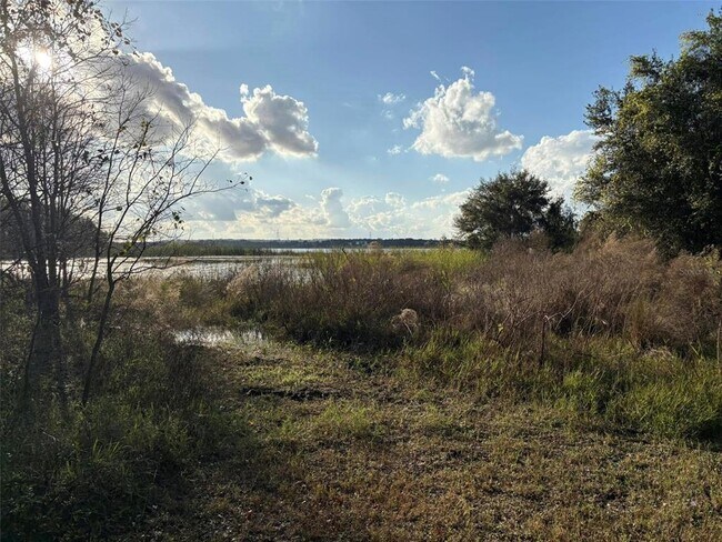 Building Photo - 4608 Gliding Wave St