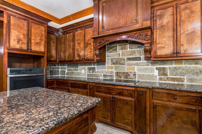 Building Photo - 12446 Willis Waukegan Rd