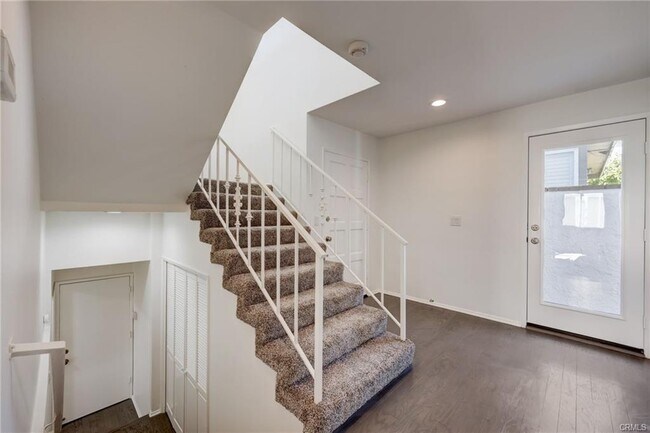 Building Photo - 33816 Colegio Dr