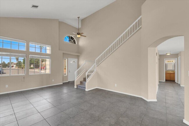 Building Photo - 4646 Spruce Oak Dr