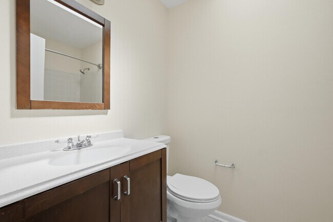 Building Photo - 349 Primrose Cir