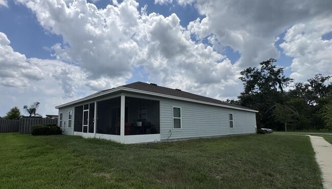 Building Photo - 1287 NW 136th St
