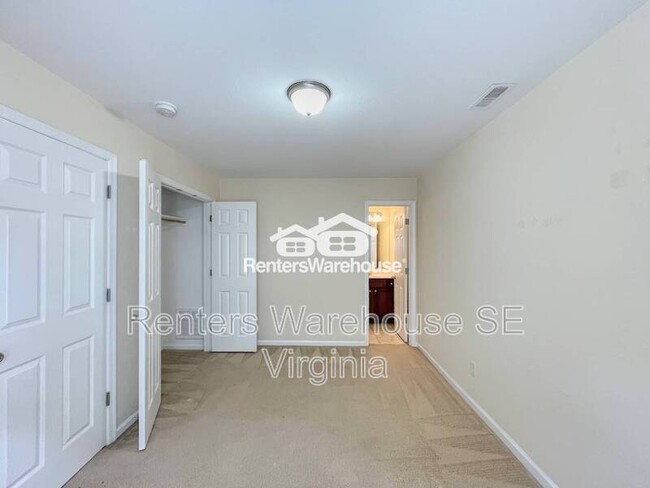 Building Photo - 134 S Kentucky Ave