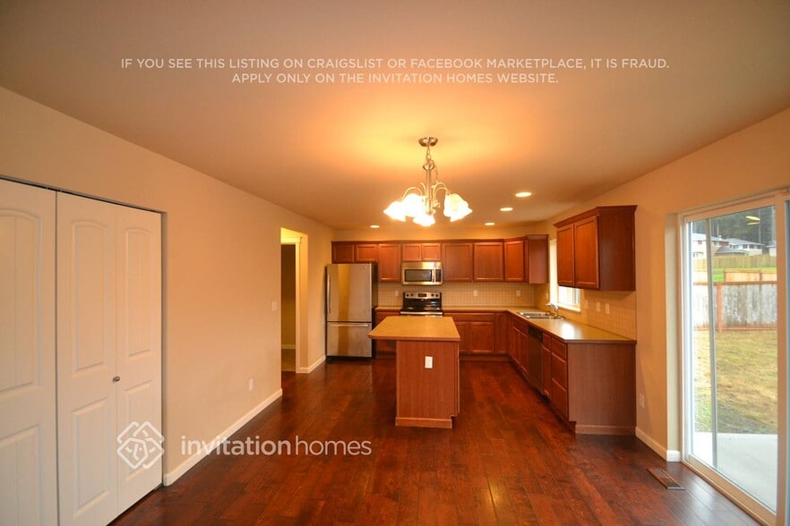 Building Photo - 23417 77th Ave E