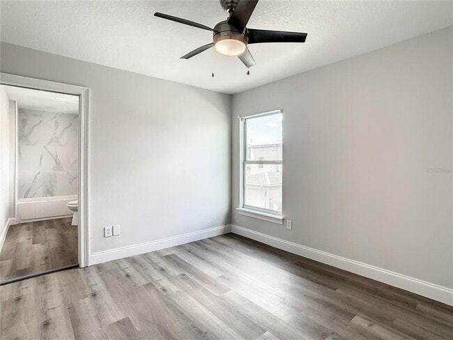 Building Photo - 12703 Tanja King Blvd