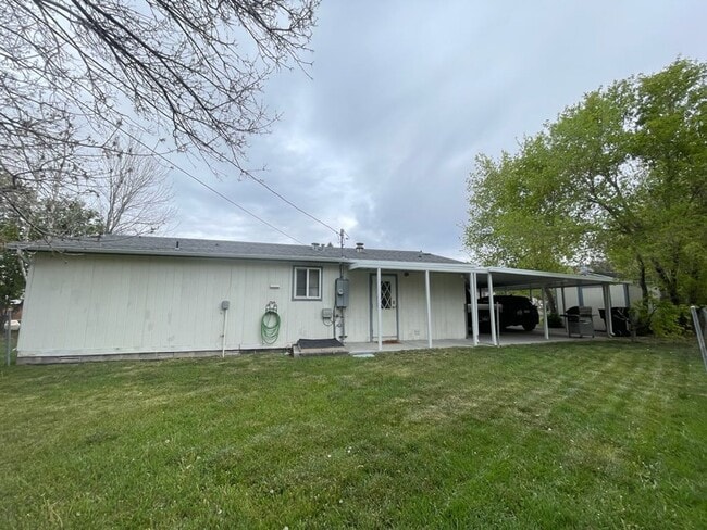 Building Photo - Wonderful home in Ephraim, UT across the street from Snow College