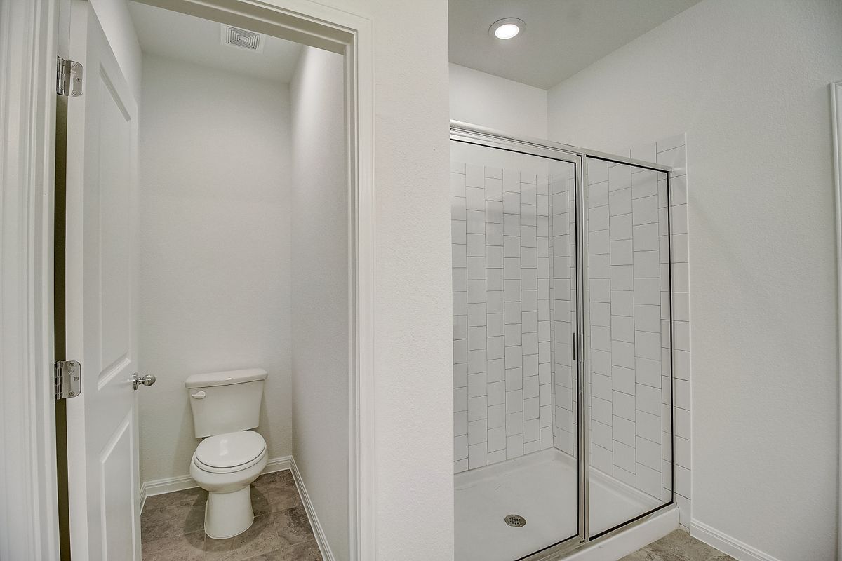 Building Photo - 117 Lacey Oak Lp