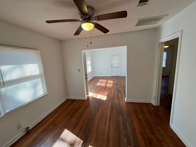 Building Photo - At Last, This Is What You’ve Been Searching For!! Call the office to schedule a tour.