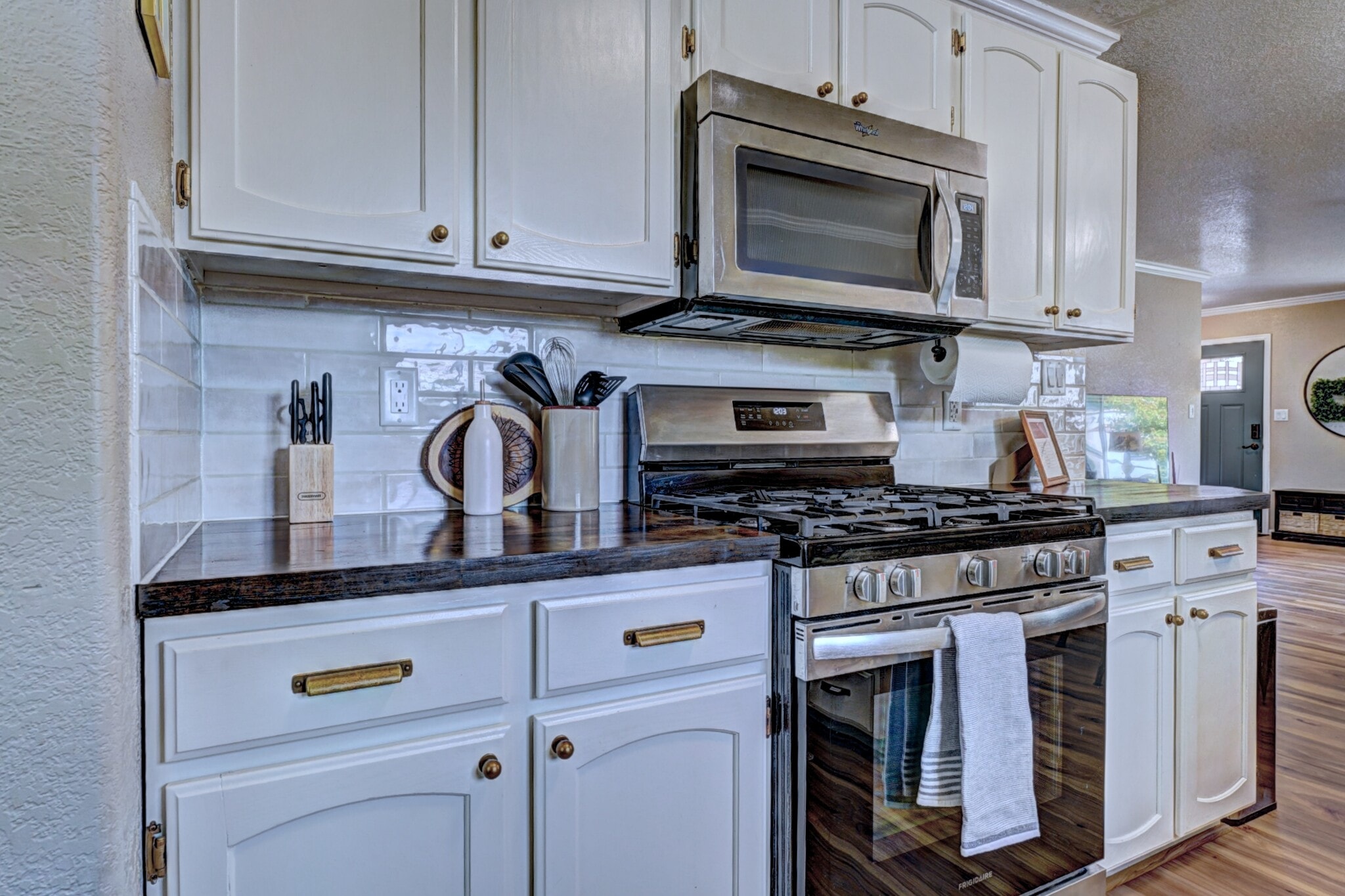 Building Photo - 1000 Red Bud Ct