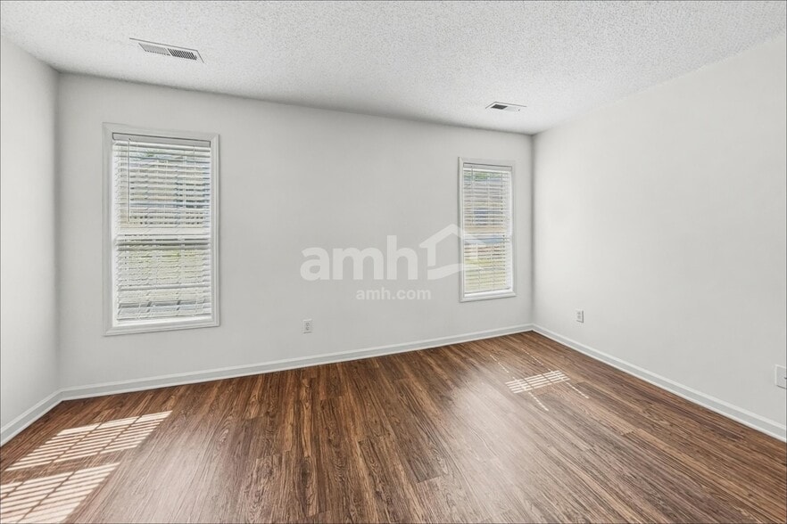 Building Photo - 115 Bristol View Cir