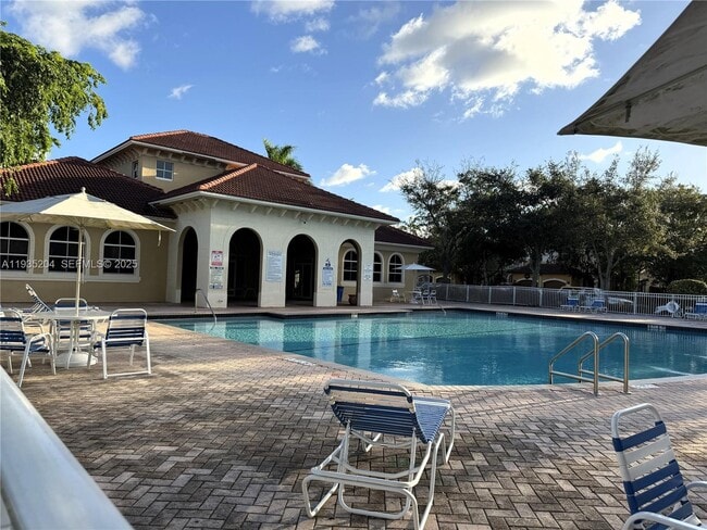 Building Photo - 5081 SW 136th Terrace