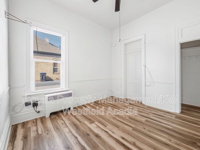 Building Photo - 256 N 500 W