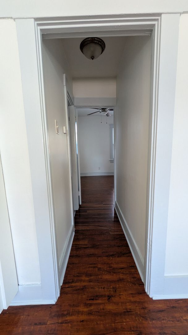 Building Photo - Spacious 1 Bedroom in Long Beach !!!