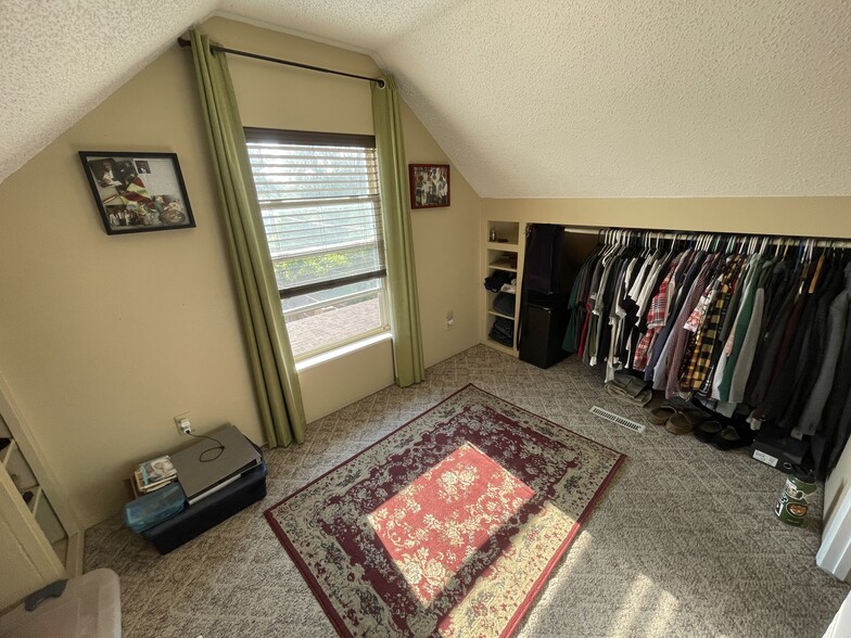 3rd Bedroom - 322 S 10th St
