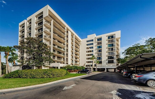 Building Photo - 150 Belleview Blvd