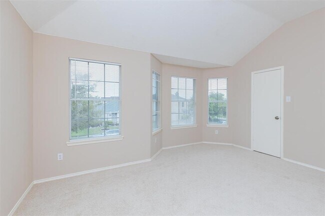 Building Photo - 21227 Grand Field Ct