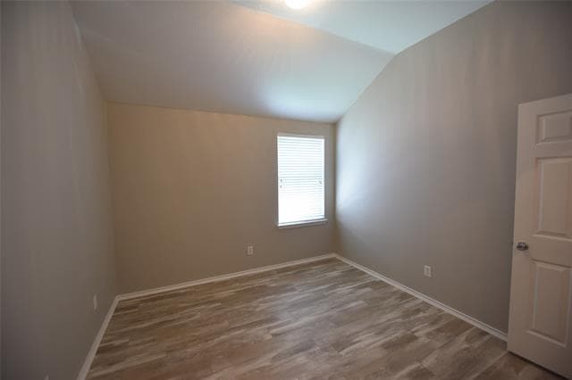 Building Photo - 421 Stanley Falls Dr