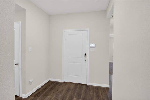 Building Photo - 408 Stampede Ln