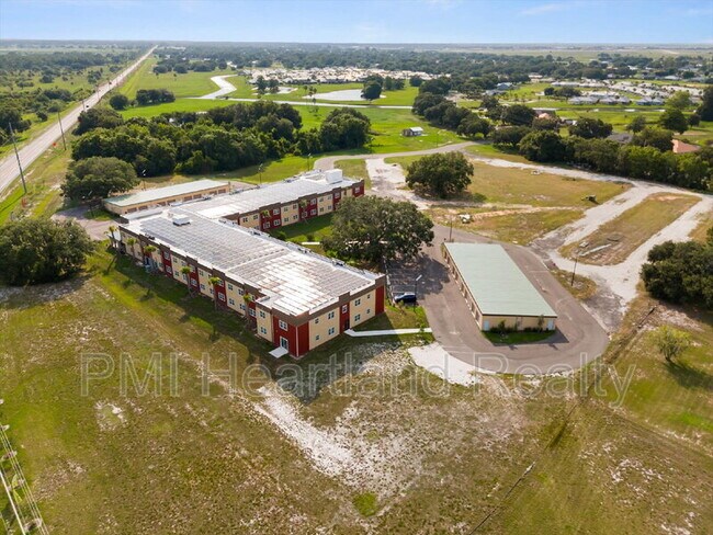 Building Photo - 260 Spanish Moss Cir