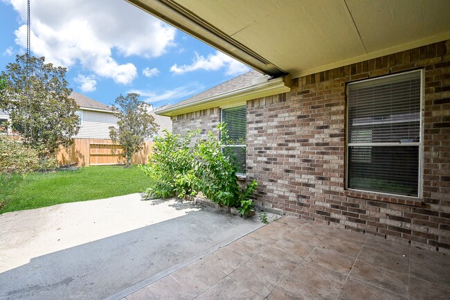 Building Photo - 7006 Kendall Lake Ct