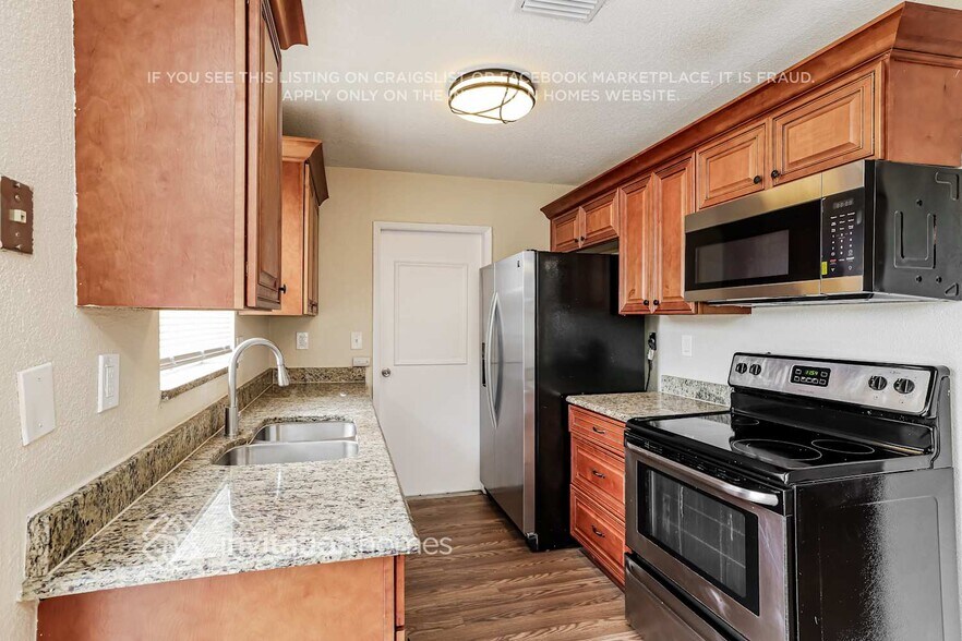 Building Photo - 926 Northern Dr