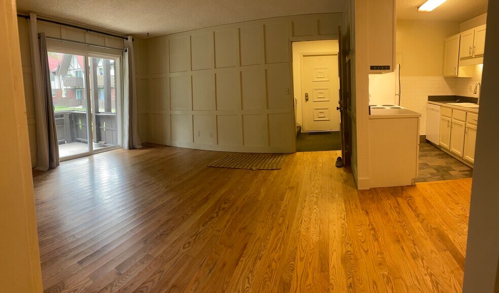 Building Photo - 3250 O'Neal Cir