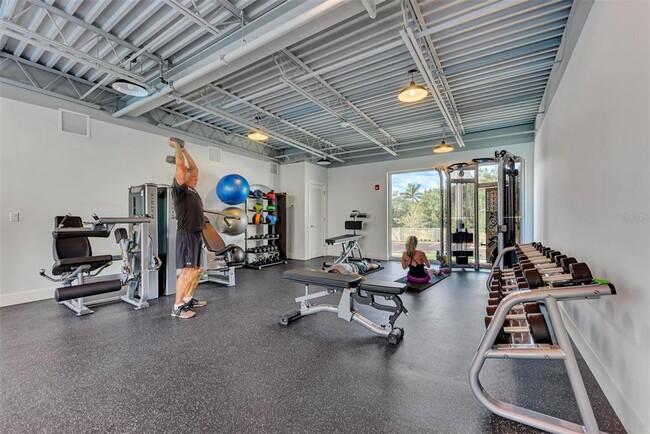 Building Photo - 1703 N Tamiami Trl