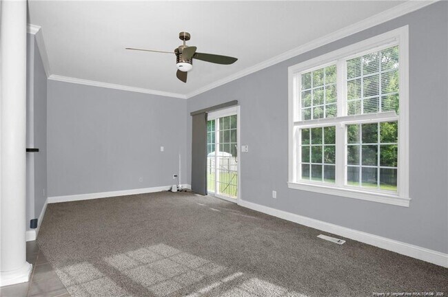 Building Photo - 427 W Summerchase Dr
