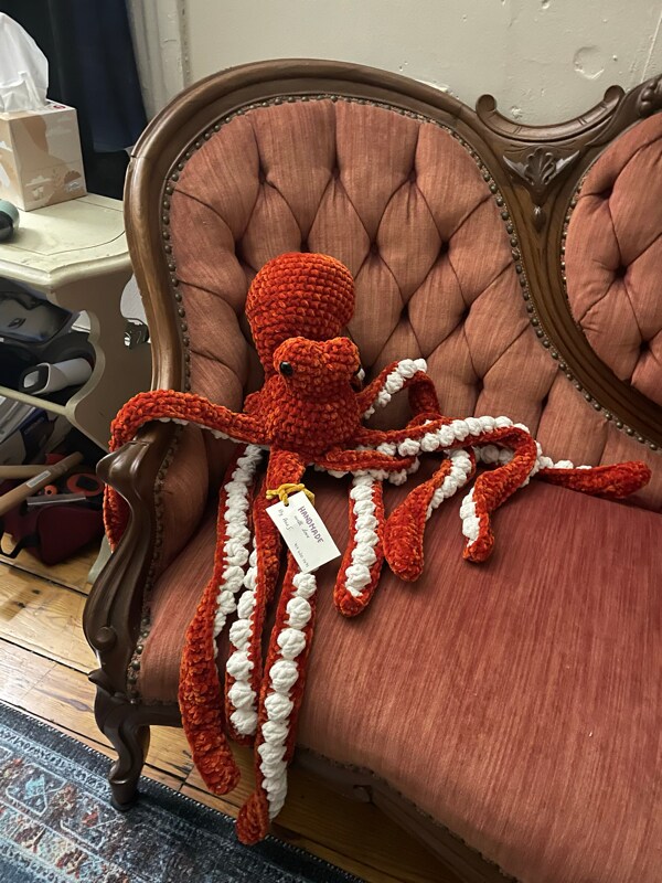 Building Photo - 132 E King St