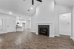 Building Photo - 146 N Banner Ave