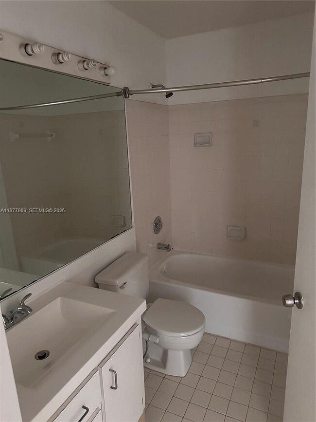 Building Photo - 9502 SW 140th Ct