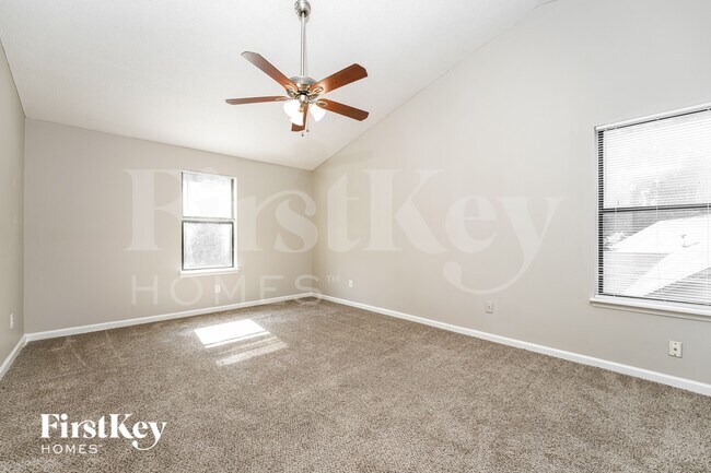 Building Photo - 3931 Springleaf Dr