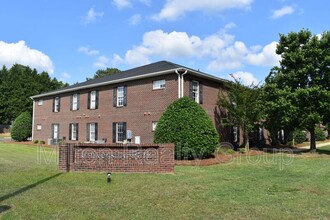 Building Photo - University Park Apartments