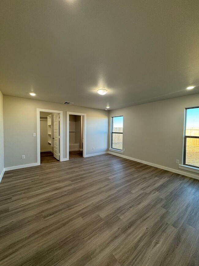 Building Photo - Brand New Construction 3/2/2 2024 West Pla...