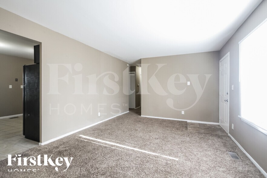 Building Photo - 6720 42nd St