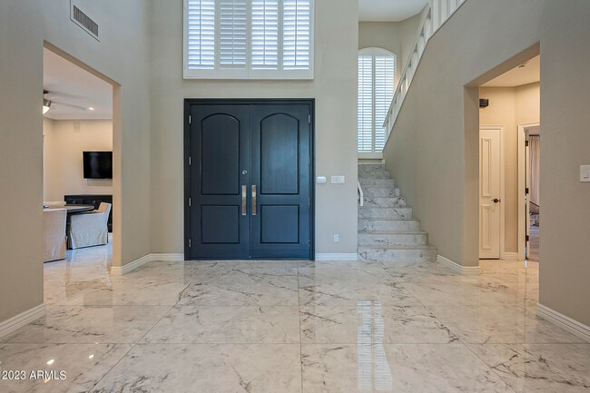 Building Photo - 7878 E Gainey Ranch Rd
