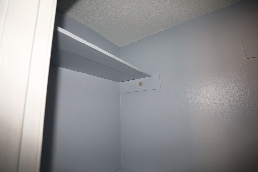 Building Photo - 1815 Paisley Ave