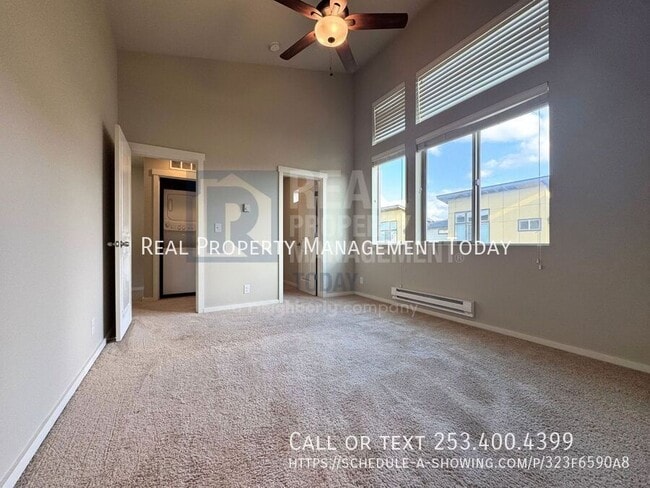 Building Photo - 303 Chelan Ave NE