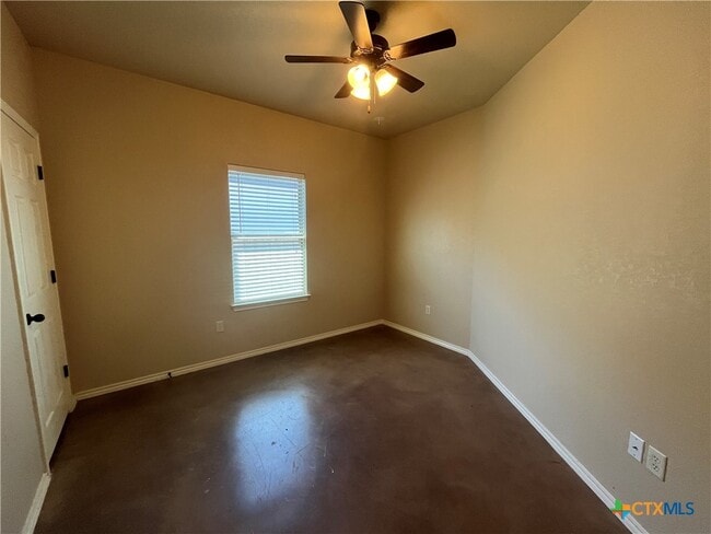 Building Photo - 170 Joanne Cv