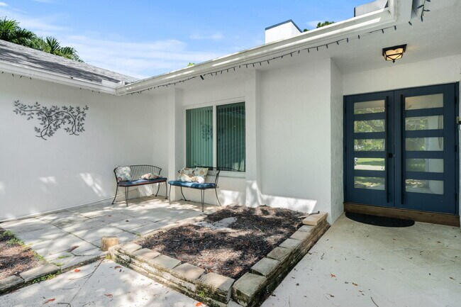 Building Photo - 13948 Ishnala Cir