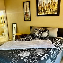 Building Photo - 1699 Deep Spring Ave