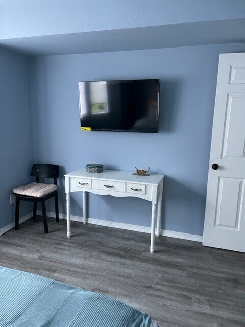 Building Photo - 4611 S Mead St