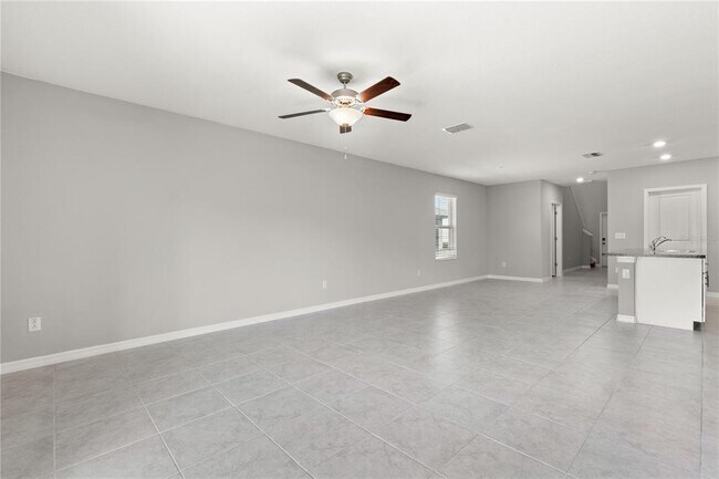 Building Photo - 10217 Summer Kiss Ave