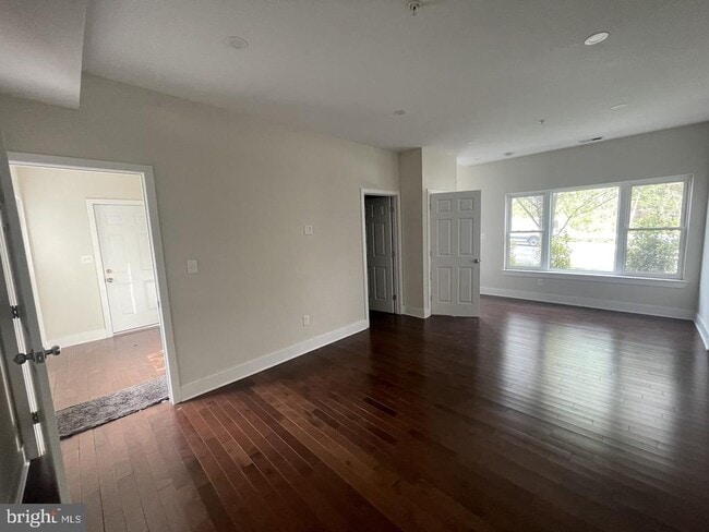 Building Photo - 8618 Jones Mill Rd