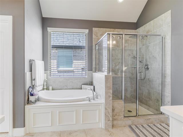 Building Photo - 708 Sandbox Dr