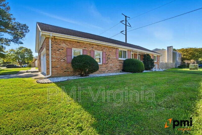 Building Photo - 436 Longleaf Rd
